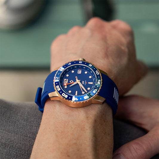 Trekker GMT Blue / Rose