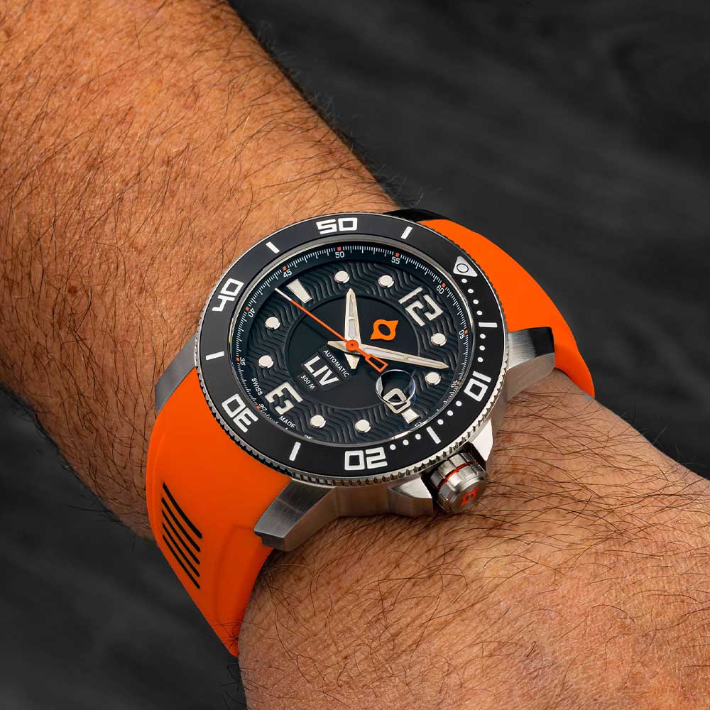 GX-Diver's 44mm Steel Classic Black