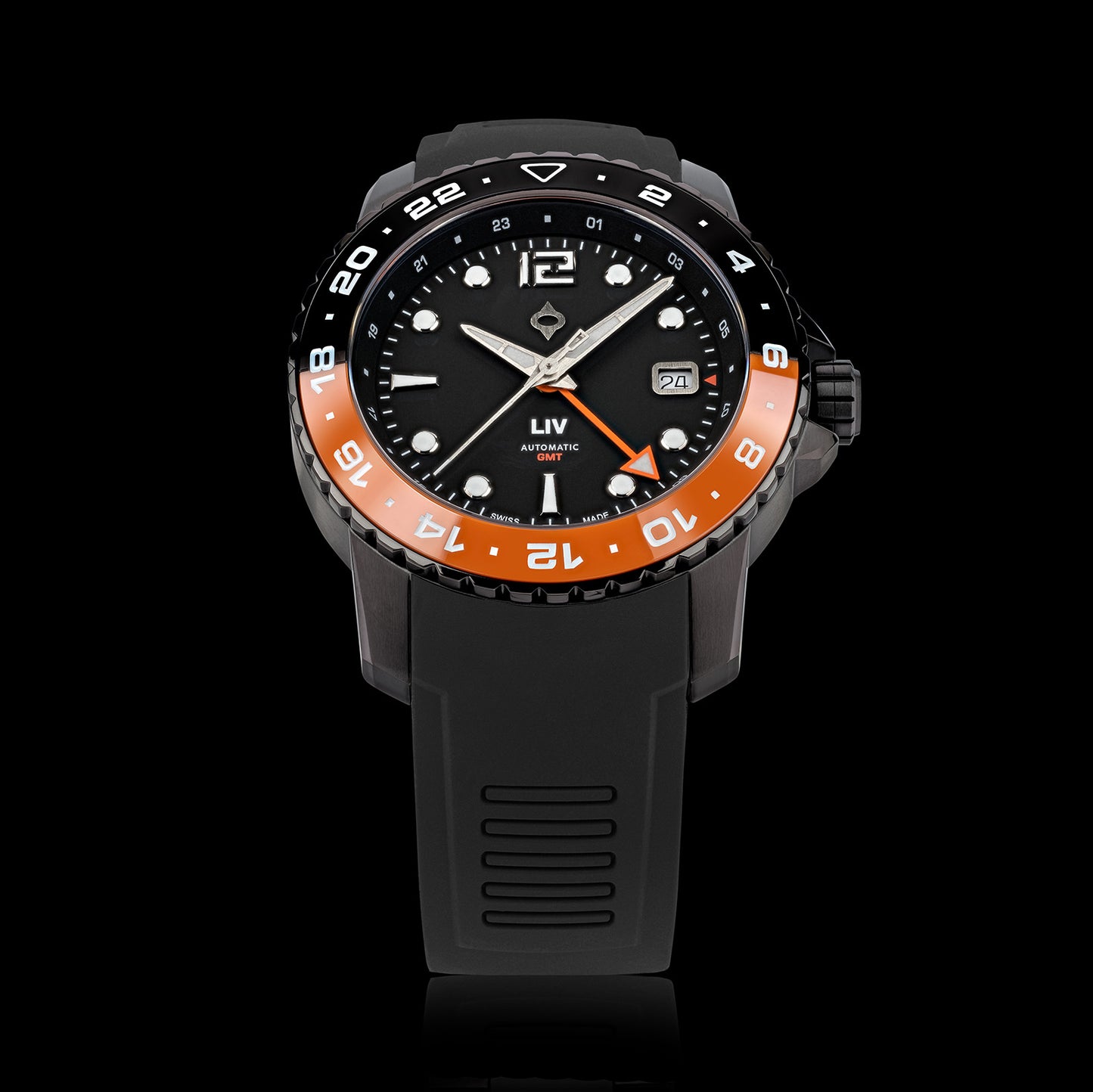 Trekker GMT Day/Night Ceramic // Shadow Black