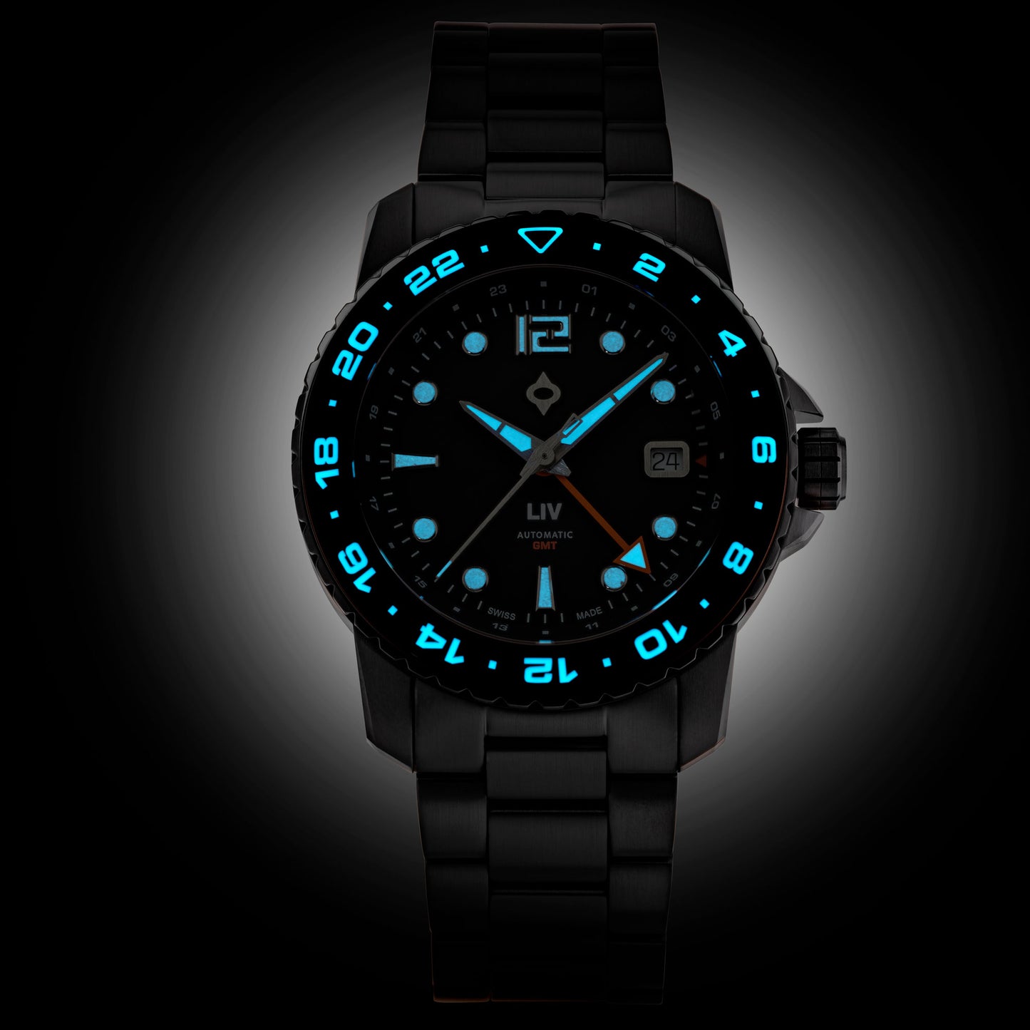 Trekker GMT Day/Night Ceramic // Shadow Black