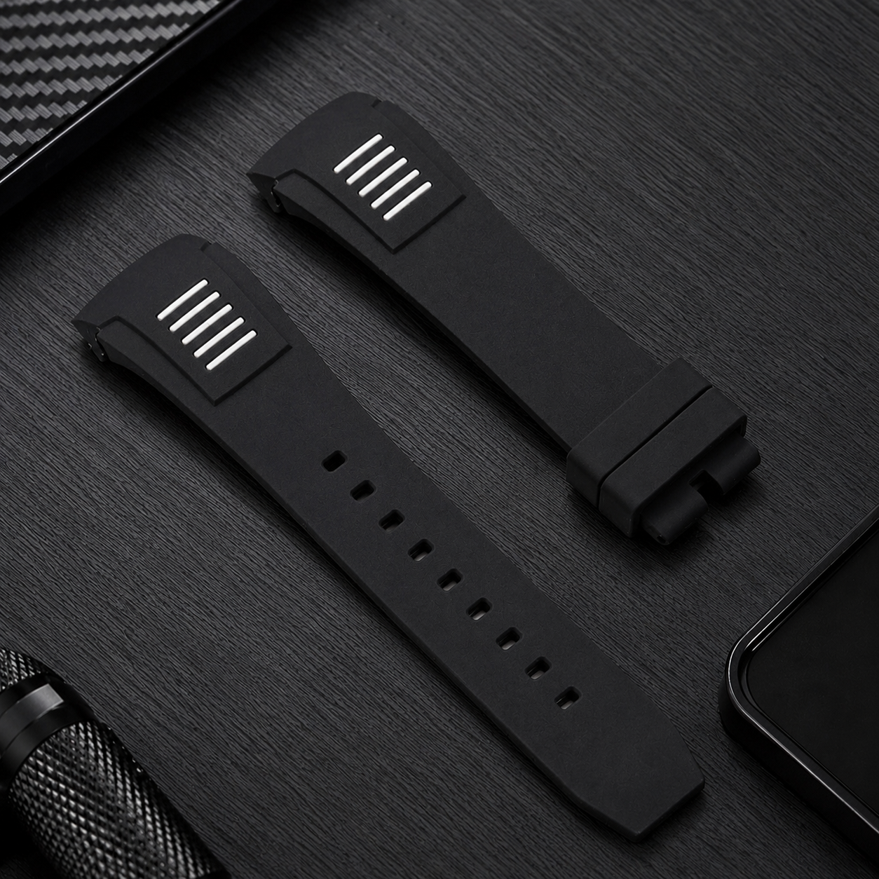 Form-fit Silicone | Black/White | 23mm