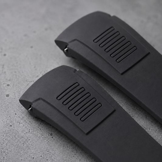 Form-fit Silicone | All Black | 23mm