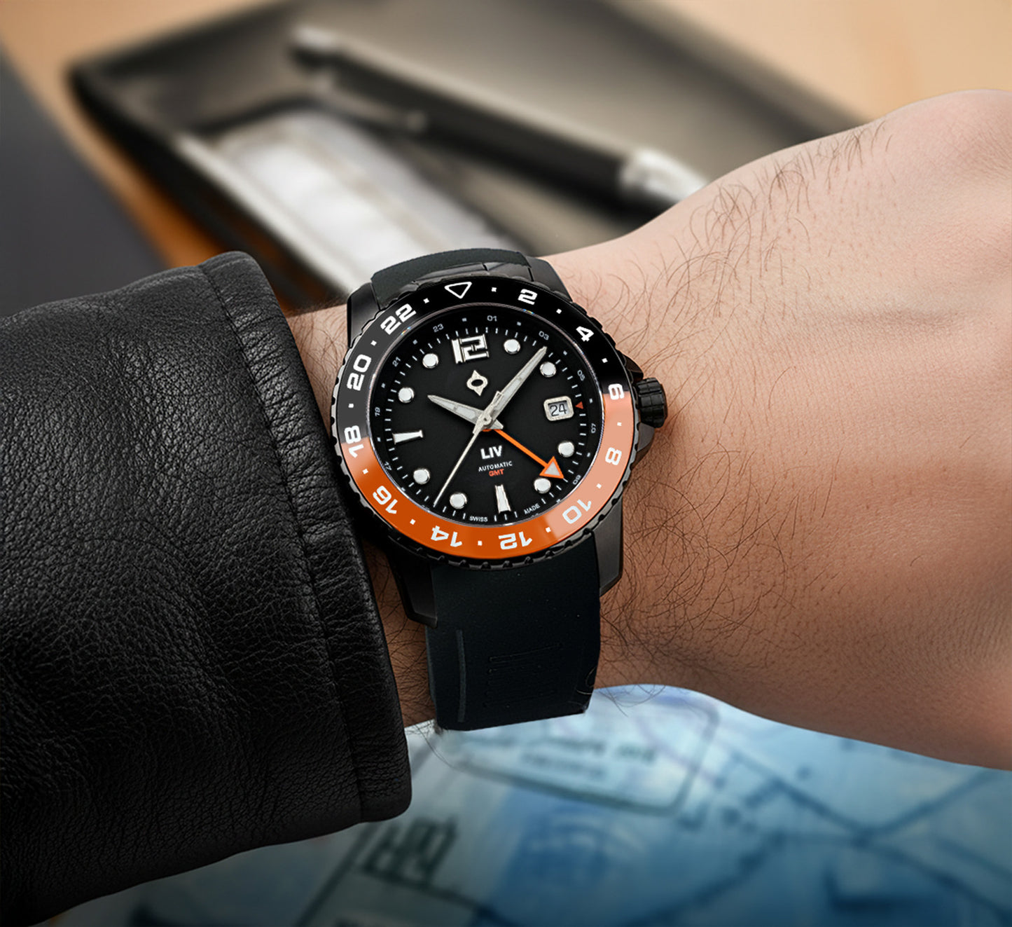 Trekker GMT Day/Night Ceramic // Shadow Black