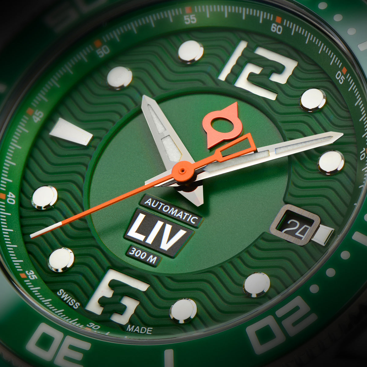 Gamma Green Diver's 41MM Swiss Automatic Watch – LIV Swiss Watches