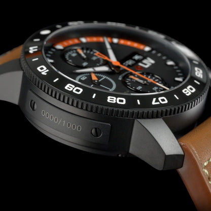 P-51 Titan Chrono Schwarz / Orange