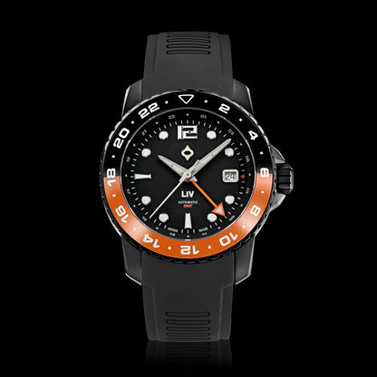 Trekker GMT Day/Night Ceramic // Shadow Black